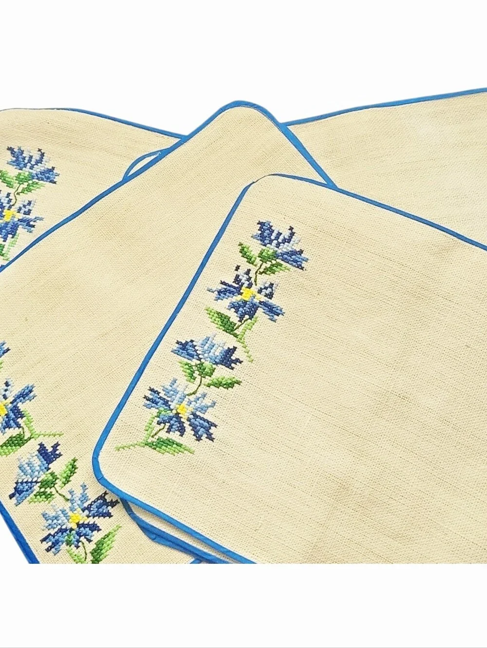 Vintage Handmade Cross-Stitch Floral Placemat Set 6 Plus Center Runner